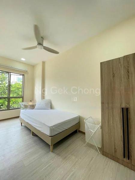 Common Room (Condo) for Rent in  148 Pasir Panjang Road - Image 6